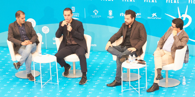 Pedro Alonso, Berlín en la Serie, y uno de los directores de la producción de Netflix, Jesús Colmenar, han participado en un Encuentro que ha llenado el Patio de Luces de la Diputación