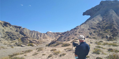 Un equipo de la televisión Rai Due ha recorrido el Desierto de Tabernas tras las huellas del cineasta italiano que popularizó los escenarios almerienses para el cine con películas como ‘La muerte tenía un precio’