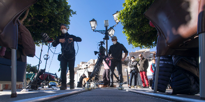 El diputado de Cultura y Cine ha realizado una visita al set de rodaje acompañado del director David Valero y el productor y guionista Álex Cuéllar